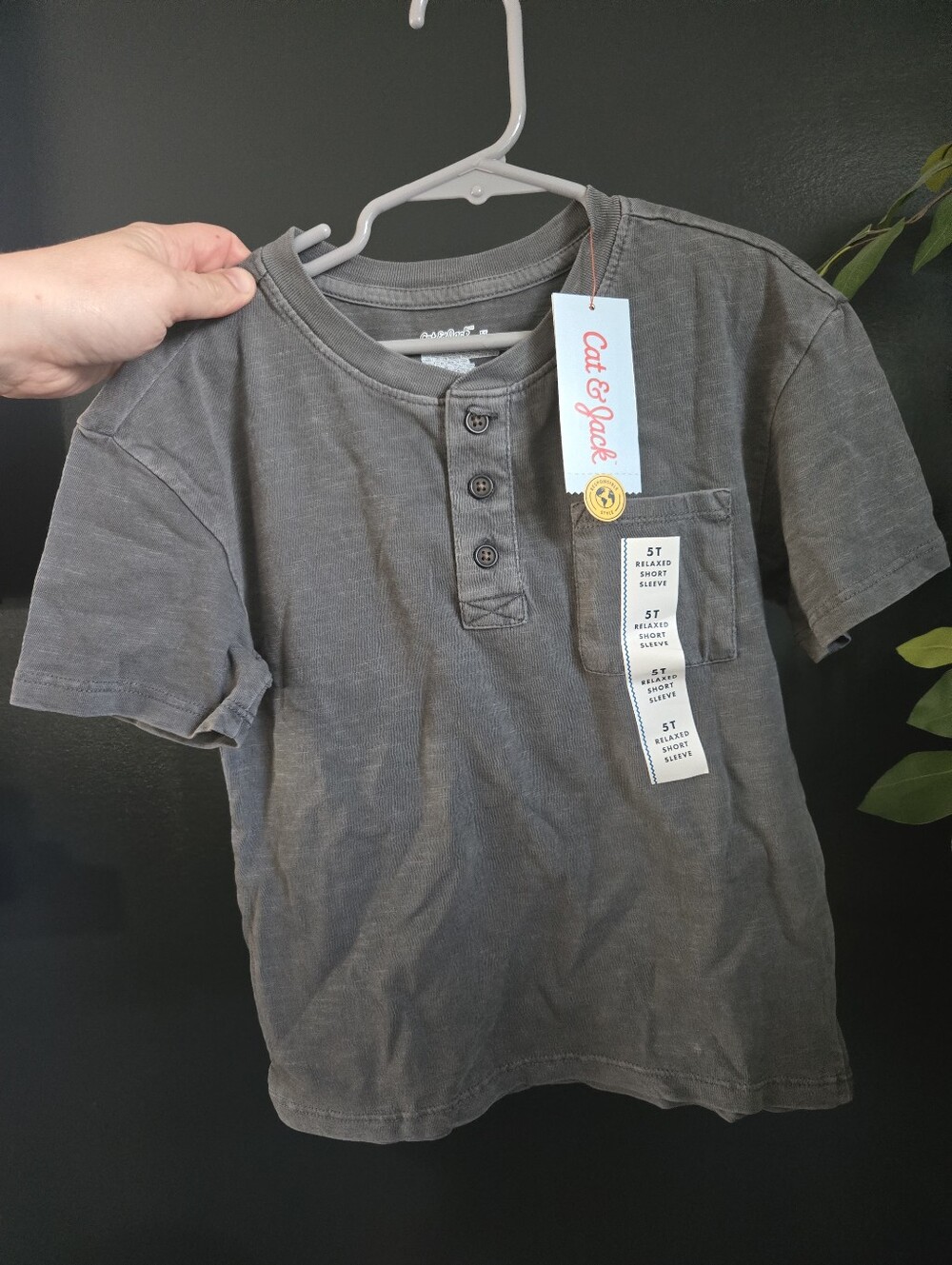 Cat & Jack NWT Half Button Shirt Boys 5T